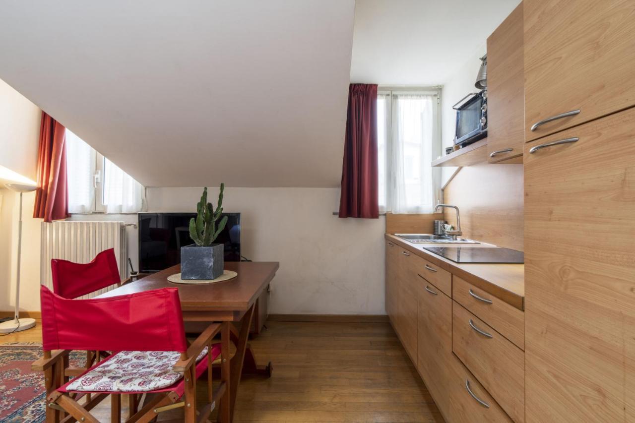 Apartamento Easylife - Accogliente Monolocale In Zona Navigli Milán Exterior foto